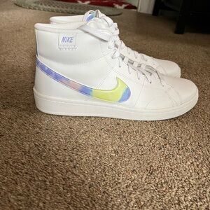 Nike Court Royale 2 shoes